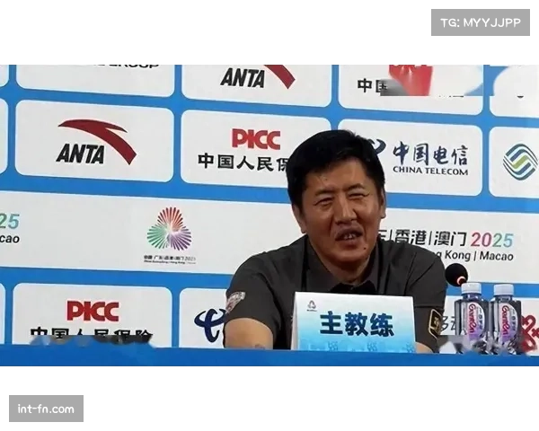 丁伟挑战判罚失败，周琦犯规反获罚球引浙江队员不满