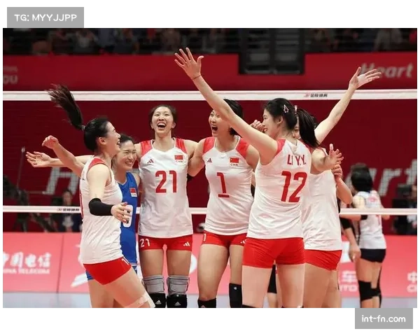 女排世俱杯小组赛单循环制启幕,四强晋级悬念留至末轮 女排世俱杯小组赛单循环制启幕,四强晋级悬念留至末轮