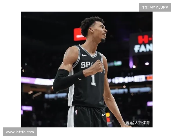 文班亚马19分11篮板4盖帽，马刺100-95击败凯尔特人